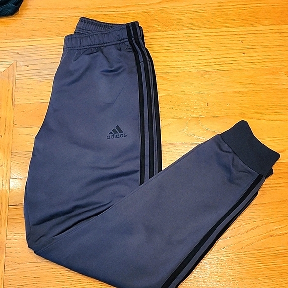 Men's Small Adidas Running/Soccer Pant with Drawstring waist - Picture 1 of 4